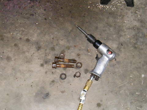 Name:  AirChiselStrutBolts.jpg
Views: 435
Size:  23.4 KB