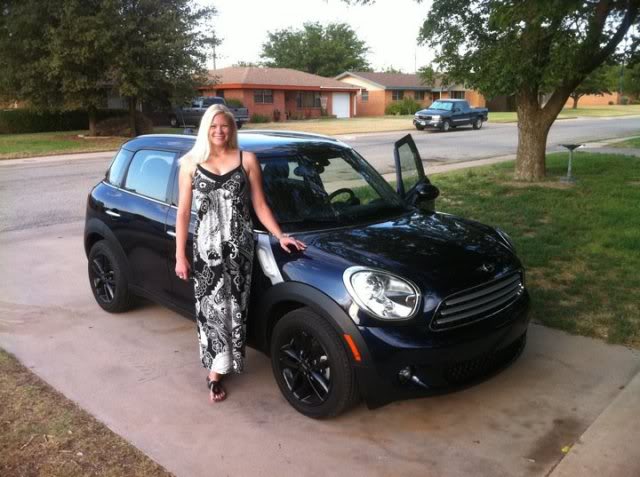 Name:  KeranandTheMINI.jpg
Views: 269
Size:  55.5 KB