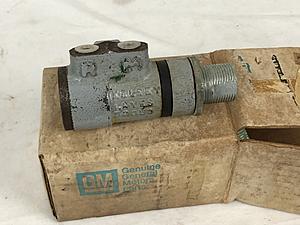 Kelsey Hayes Brake Proportioning Valve 56653-img_4671.jpg