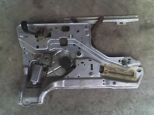 Name:  92w-regulator-inside.jpg
Views: 119
Size:  19.8 KB