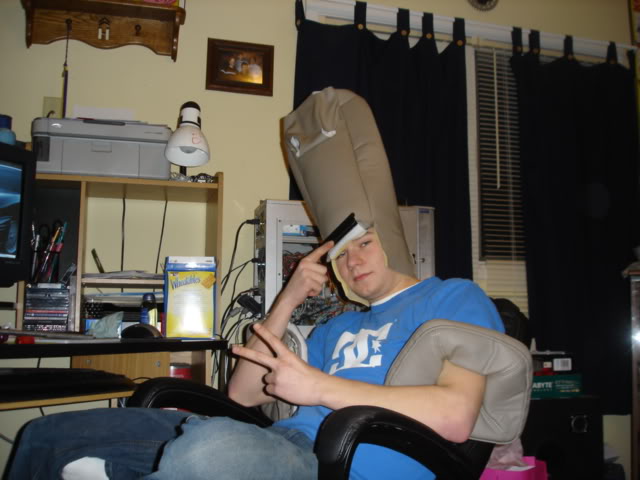 Name:  Andrewseat.jpg
Views: 98
Size:  48.0 KB