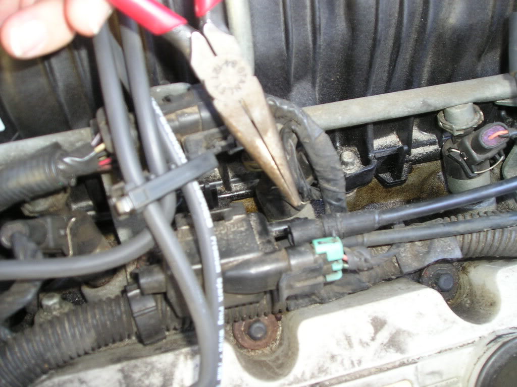 Name:  LooseVacuumHose102905.jpg
Views: 42
Size:  110.7 KB