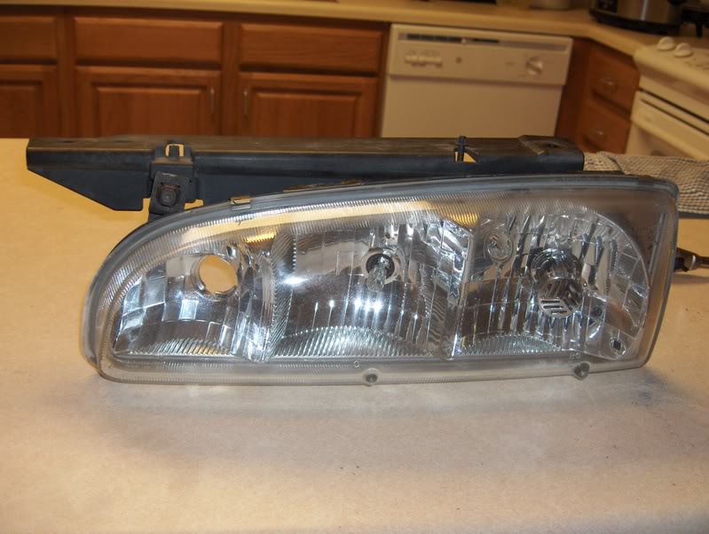 Name:  96-99headlightconversion001.jpg
Views: 14
Size:  77.1 KB