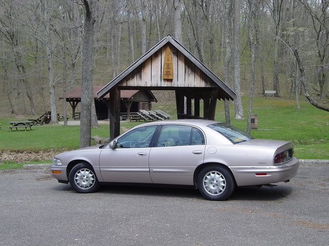 Name:  BBuickAtBlueRock020.jpg
Views: 126
Size:  125.4 KB