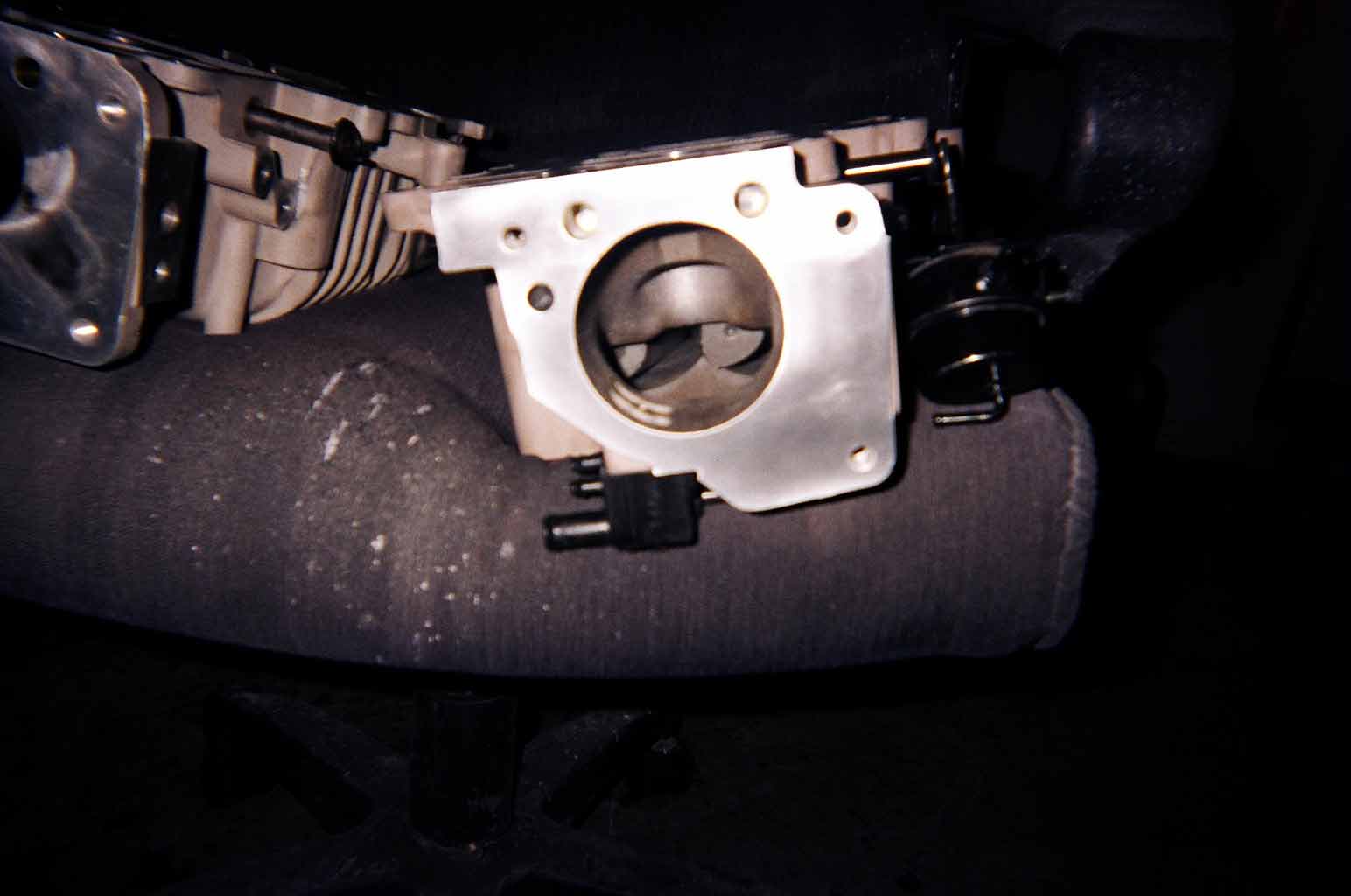 Name: 94supercharger.jpg
Views: 93
Size: 46.3 KB