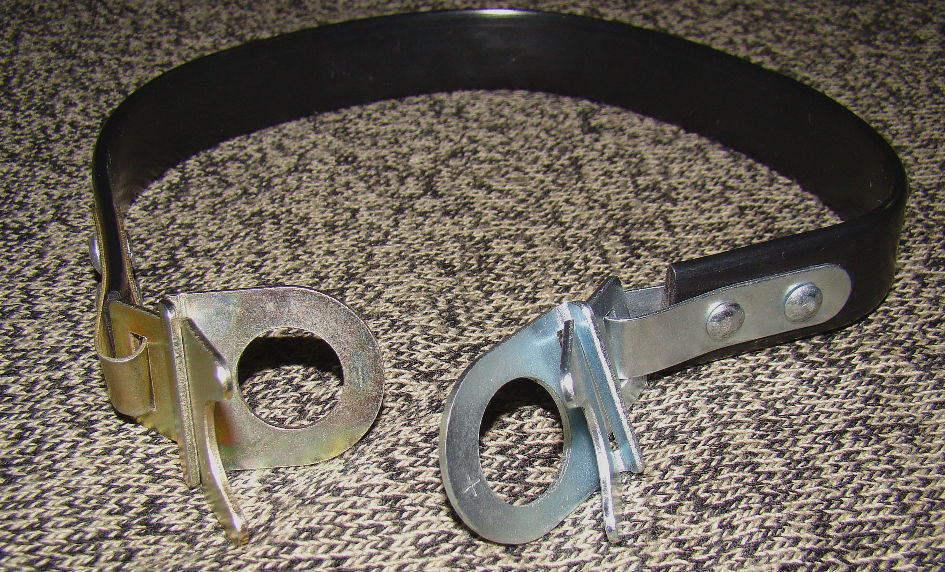Name:  BatteryTopPostStrap_zpsa1715f02.jpg
Views: 46
Size:  218.7 KB