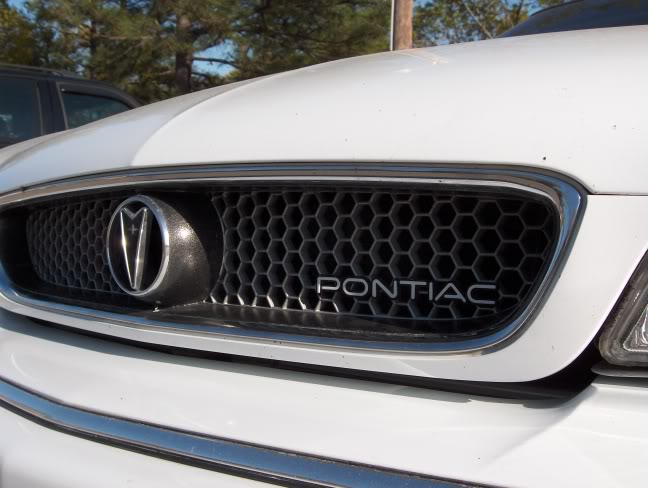 Name:  PontiacBadgeGrill005.jpg
Views: 141
Size:  51.6 KB