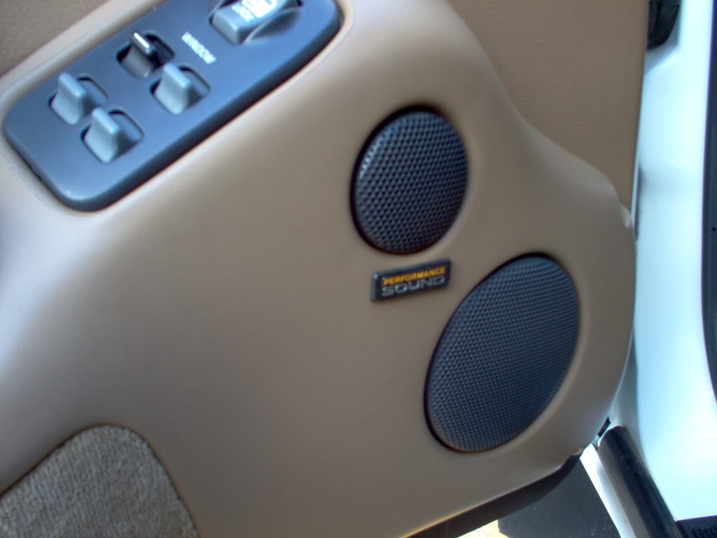 Name:  PerfromanceSoundPontiacBadge002.jpg
Views: 39
Size:  64.5 KB