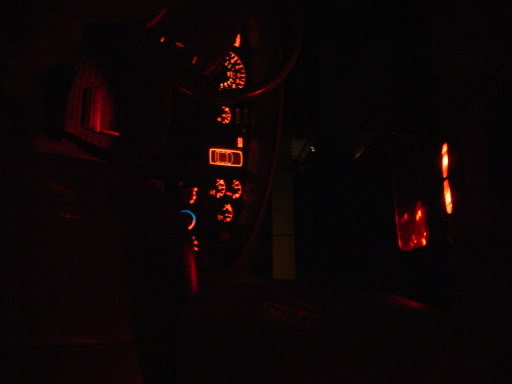 Name:  02car.jpg
Views: 37
Size:  12.5 KB