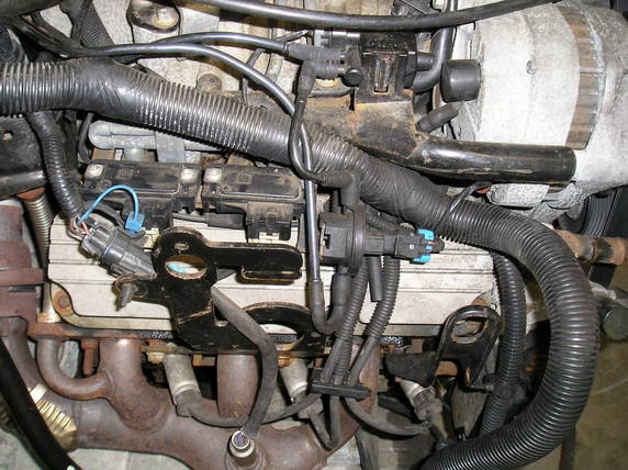 Name: 072305Rearvalvecoverstart.jpg
Views: 38
Size: 60.6 KB