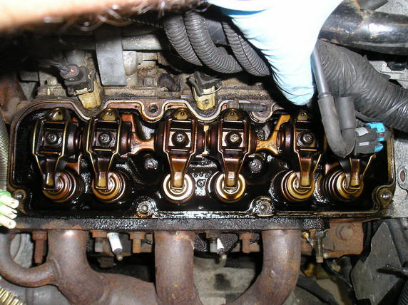 Name: 072305Rearvalvecoverengineclean1.jpg
Views: 38
Size: 62.8 KB