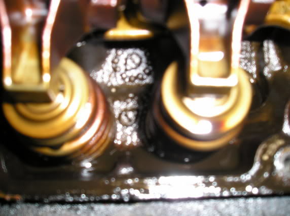 Name: 072305Rearvalvecoverengineclean.jpg
Views: 38
Size: 39.2 KB