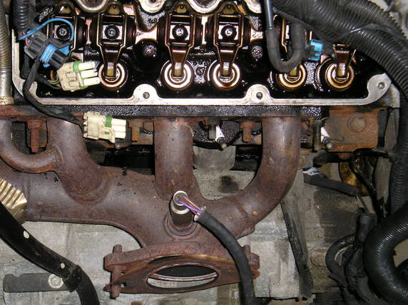 Name: 072305Rearvalvecoverdeck.jpg
Views: 35
Size: 59.6 KB