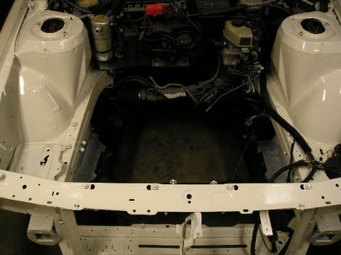 Name:  PaintedEngineCompartment2.jpg
Views: 93
Size:  24.2 KB